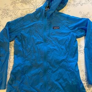 Patagonia Women's Houdini Jacket in Blue